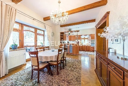 Pronájem vily 392 m², pozemek 1033 m² Pod svahem, Praha - Braník