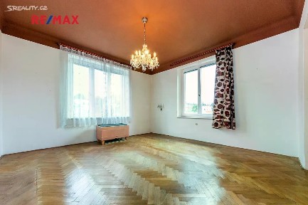 Prodej bytu 3+1 76 m² Velvarská, Praha - Dejvice