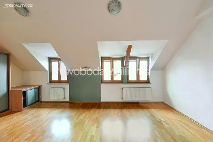 Prodej bytu 2+1 72 m² Křenova, Praha - Veleslavín