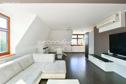 Pronájem bytu 3+kk 110 m² Daliborova, Praha - Hostivař