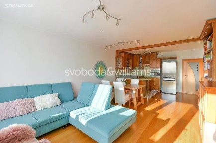 Pronájem bytu 3+kk 79 m² Sídlištní, Praha - Lysolaje