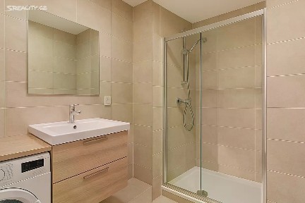 Pronájem bytu 1+kk 35 m² Barvitiova, Praha - Jinonice
