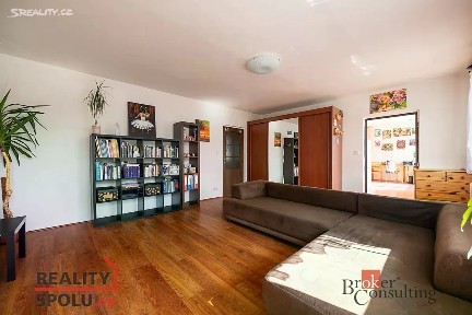 Prodej bytu 3+1 91 m² Litevská, Kladno - Kročehlavy