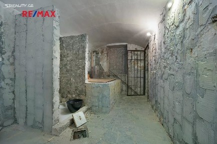 Prodej obchodního prostoru 65 m² Kamenická, Praha - Holešovice