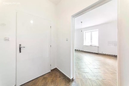 Brno, Brno-město, Brněnské Ivanovice, Zezulova, 3