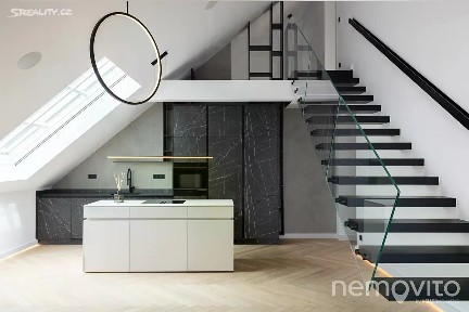 Prodej bytu 4+kk 159 m² Sokolovská, Praha - Karlín