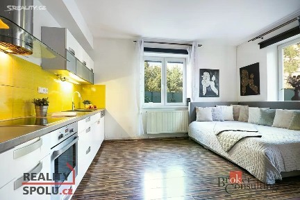 Prodej bytu 2+kk 48 m² Velkoosecká, Praha - Vinoř