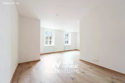 Karlovy Vary, nábřeží Jana Palacha, 56