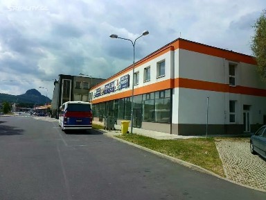 Pronájem obchodního prostoru 350 m² Bílina