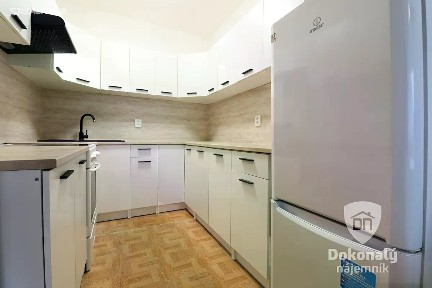 Pronájem bytu 2+kk 47 m² Milánská, Praha - Horní Měcholupy