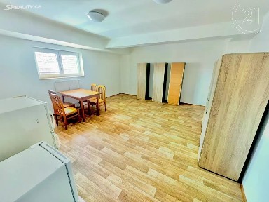 Pronájem bytu pokoje 28 m² Tkalcovská, Brno - Zábrdovice