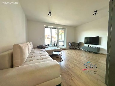 Prodej bytu 1+kk 37 m² Pod Zahrady, Přezletice