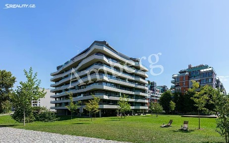 Prodej obchodního prostoru 59 m² Karolinská, Praha - Karlín