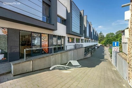 Pronájem bytu 2+kk 50 m² Fryčajova, Brno - Obřany