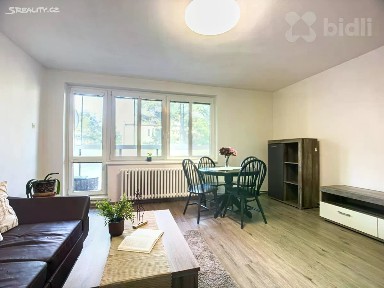 Nučice, Praha-západ, Karlovotýnská