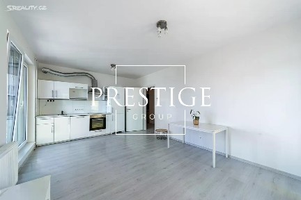 Praha, Praha 10, Malešice, Počernická, 60a