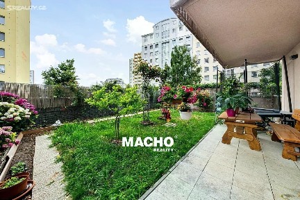 Praha, Praha 9, Letňany, Křivoklátská