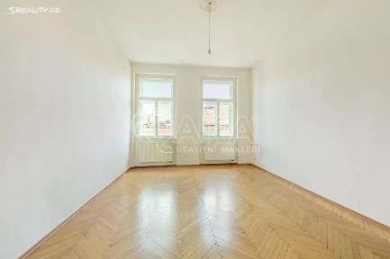 Prodej bytu 6 pokojů a více 256 m² Bubenečská, Praha - Dejvice