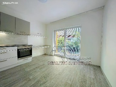 Pronájem bytu 1+1 28 m² České Budějovice - České Budějovice 2