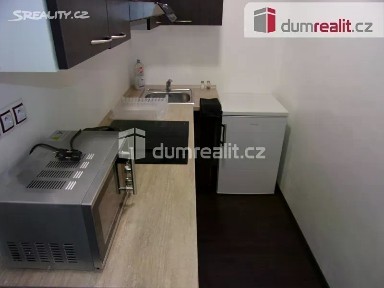 Pronájem bytu 2+1 48 m² Charkovská, Karlovy Vary