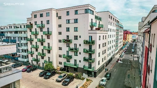 Prodej bytu 2+kk 62 m² Poděbradova, Plzeň - Jižní Předměstí
