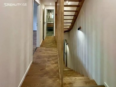 Pronájem rodinného domu 125 m², pozemek 301 m² Úvalská, Praha - Strašnice