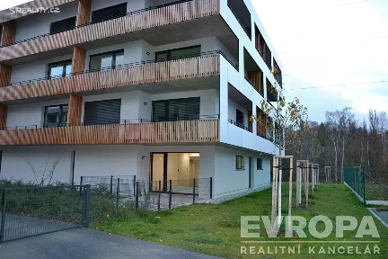 Pronájem bytu 1+kk 33 m² Kartónová, Plzeň - Východní Předměstí
