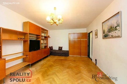 Prodej bytu 2+1 58 m² Ke Špitálskému lesu, Plzeň - Doubravka