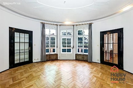 Pronájem bytu 6 pokojů a více 246 m² Slunná, Praha - Střešovice