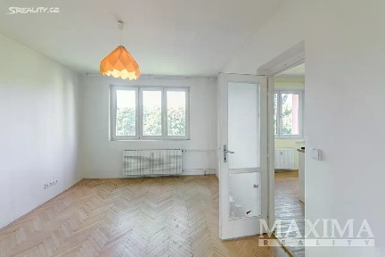 Pronájem bytu 2+1 58 m² Troilova, Praha - Malešice