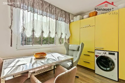 Prodej bytu 3+1 87 m² U Pivovarské zahrady, Ústí nad Labem - Krásné Březno