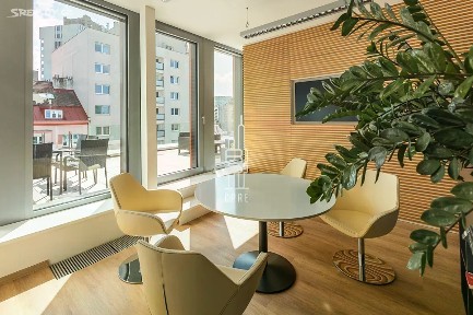 Pronájem kanceláře 537 m² Lomnického, Praha - Nusle