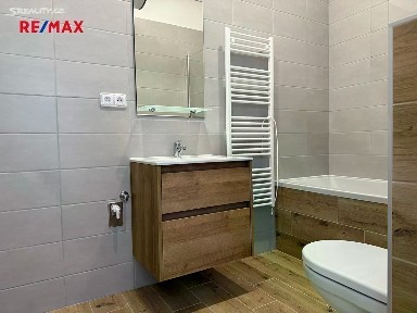 Pronájem bytu 3+kk 75 m² Mikulášské náměstí, Plzeň - Východní Předměstí