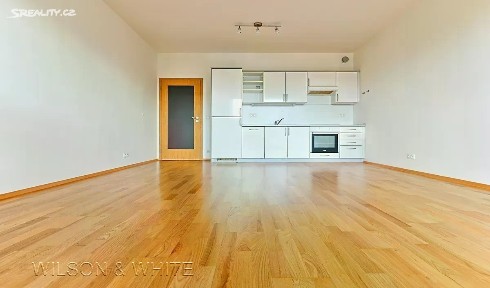 Pronájem bytu 2+kk 69 m² U Průhonu, Praha - Holešovice