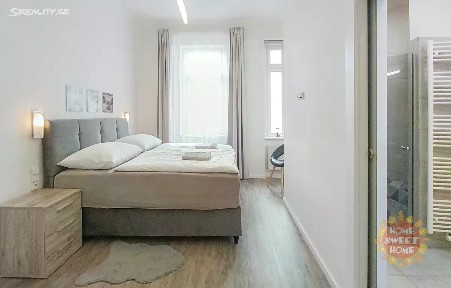 Pronájem bytu 3+kk 72 m² Nádražní, Praha - Smíchov
