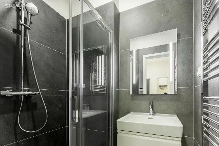 Praha, Praha 10, Vršovice, Žitomírská, 2