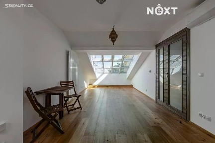 Prodej bytu 1+kk 46 m² Svatoslavova, Praha - Nusle