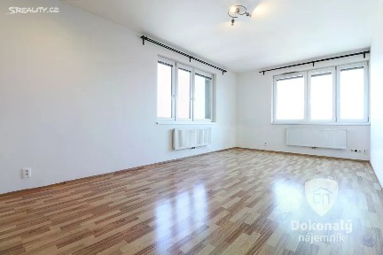 Pronájem bytu 1+kk 33 m² Freyova, Praha - Vysočany