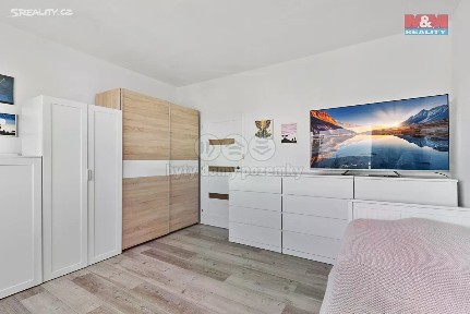 Prodej bytu 3+1 75 m² Dobiášova, Liberec - Liberec VI-Rochlice