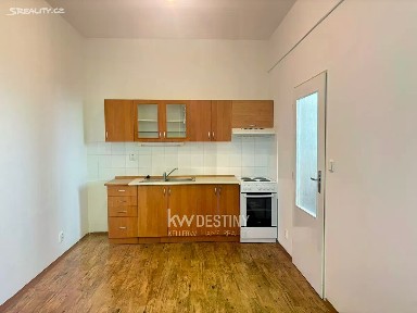 Pronájem bytu 2+1 64 m² Českobratrská, Teplice