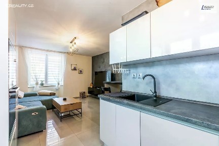 Prodej bytu 2+kk 54 m² 1. máje, Hořovice