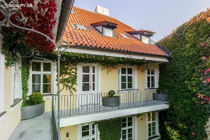 Praha, Praha 1, Vlašská