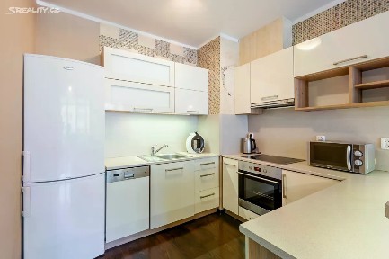 Pronájem bytu 2+kk 56 m² gen. Píky, Olomouc - Řepčín