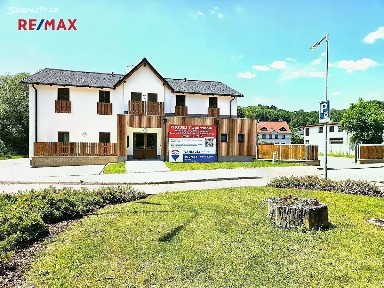 Svoboda nad Úpou, Trutnov, Nádražní