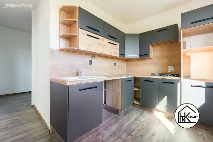 Teplice, Řetenice, Zrenjaninská, 21