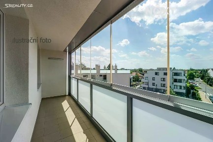 Prodej bytu 3+kk 70 m² Láskova, Praha - Chodov