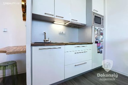 Praha, Praha 4, Kamýk, Otradovická, 15