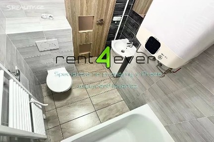 Pronájem bytu 1+kk 28 m² Františka Kadlece, Praha - Libeň