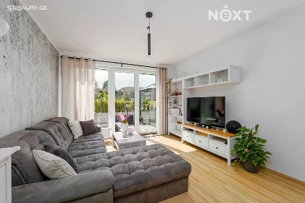 Plzeň, Plzeň-město, Jižní Předměstí, Nemocniční, 6