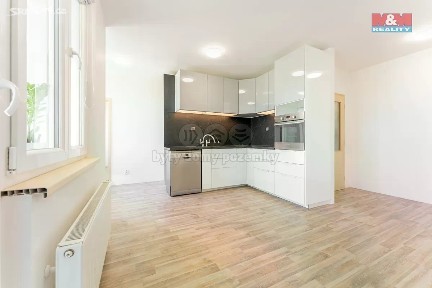 Klecany, Praha-východ, V Honech